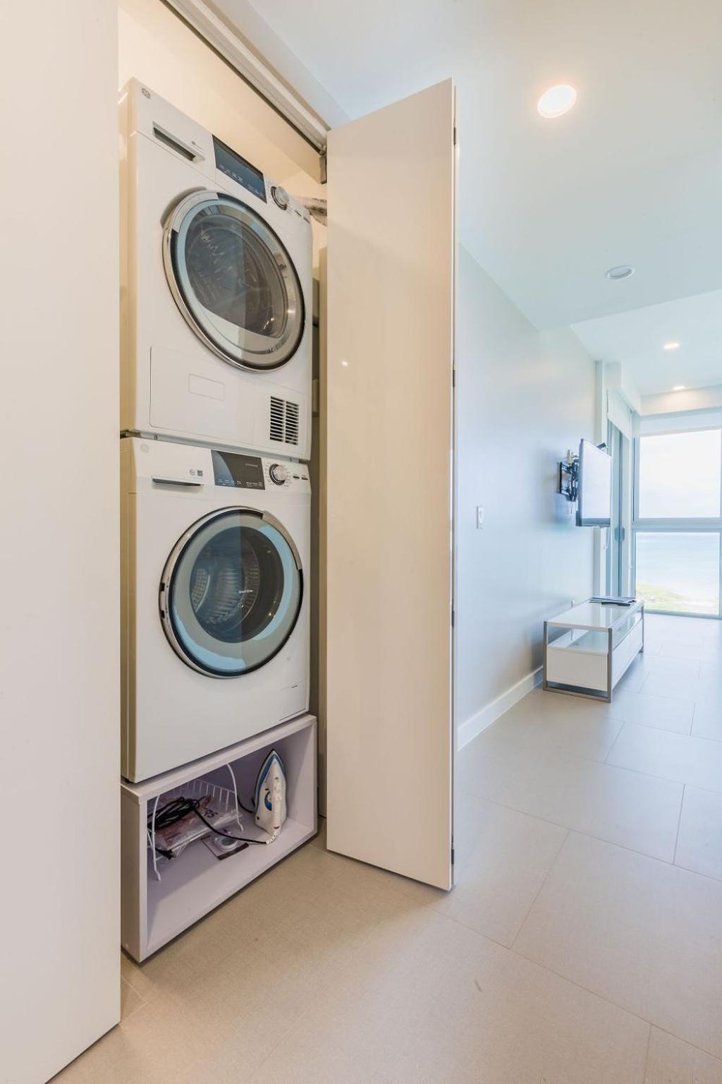 Azure Beach Residences Palm Beach Esterno foto