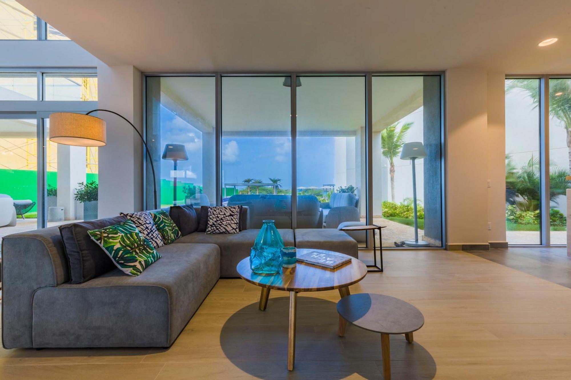 Azure Beach Residences Palm Beach Esterno foto